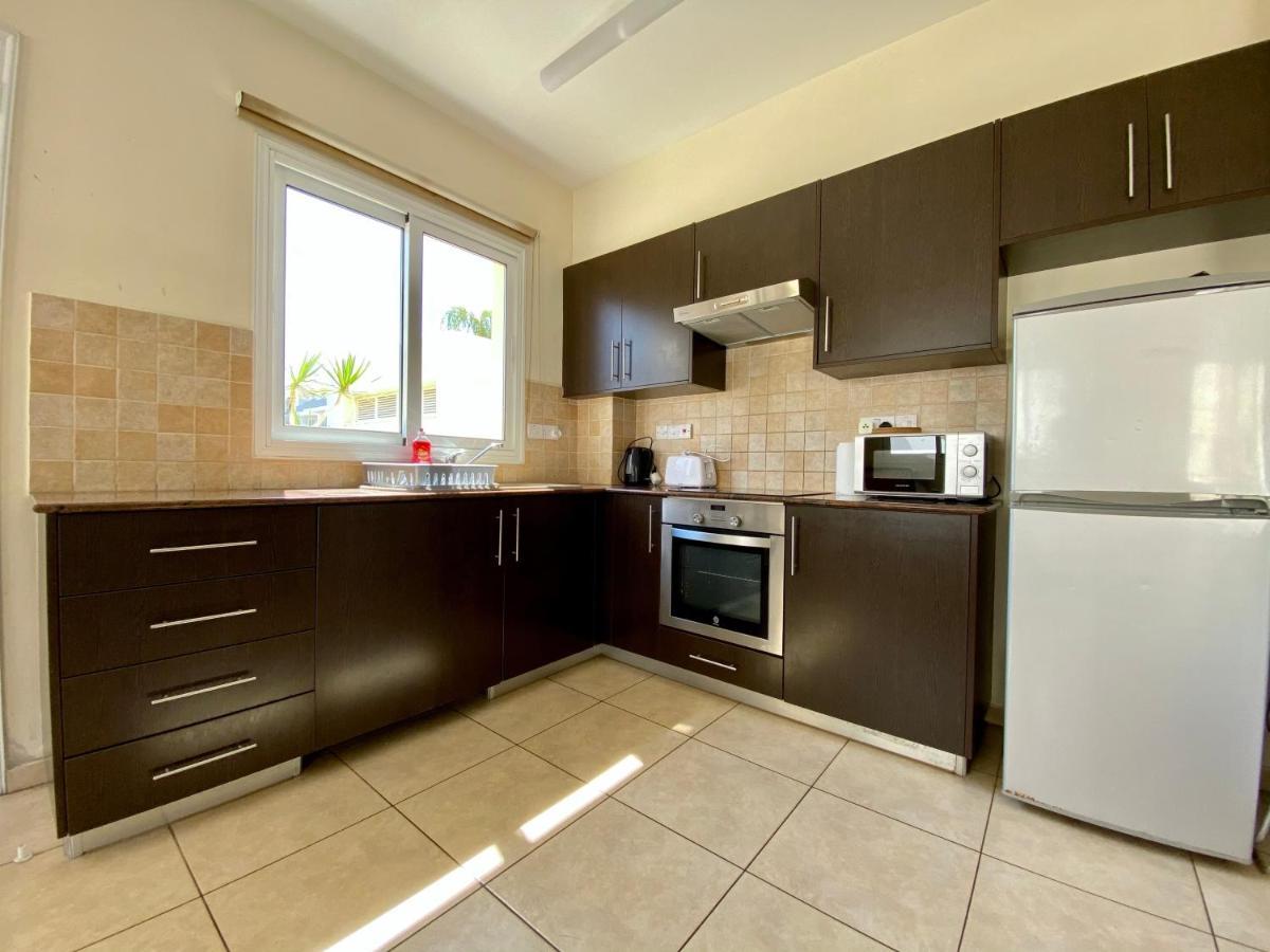 Sunny Cyprus Villa Paralimni Exterior photo